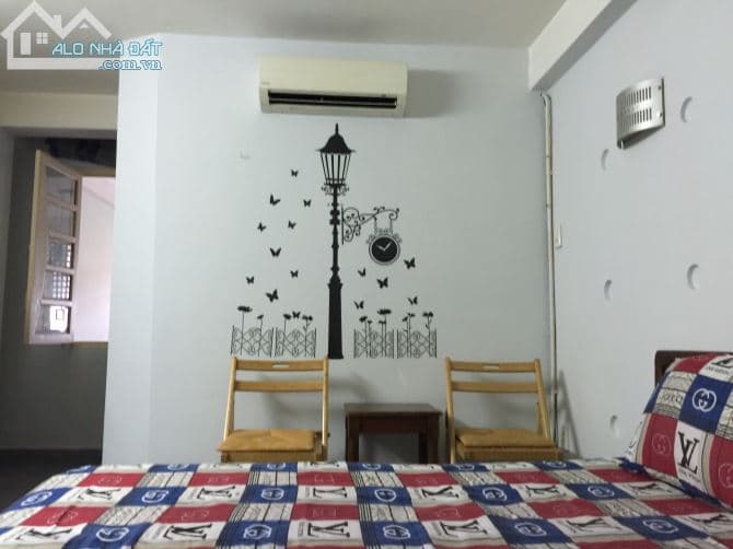 PHÒNG ĐẸP FULL NỘI THẤT, CÓ BẢO VỆ, THANG MÁY, MÁY GIẶT GẦN ETOWN CỘNG HÒA GIÁ CHỈ 3.7 TR