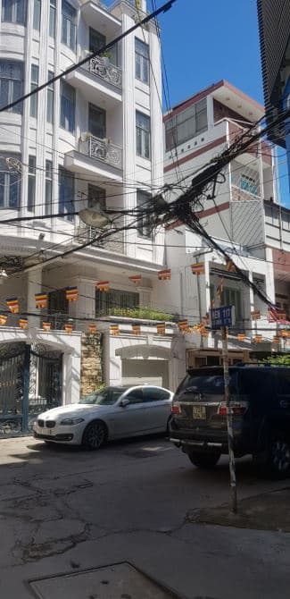 Cho thuê nhà 72m, 3 tầng tại Bàn Cờ, Q3