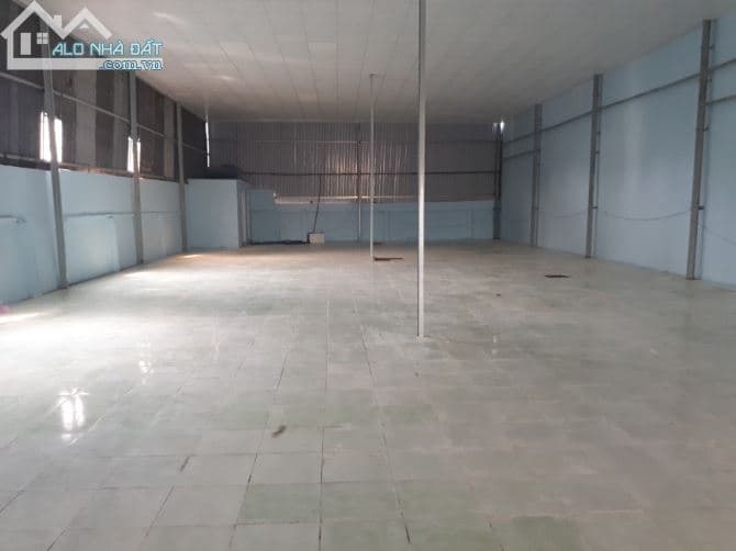 Cho thuê nhà xưởng 800m2 quận 12, giá 40 triệu