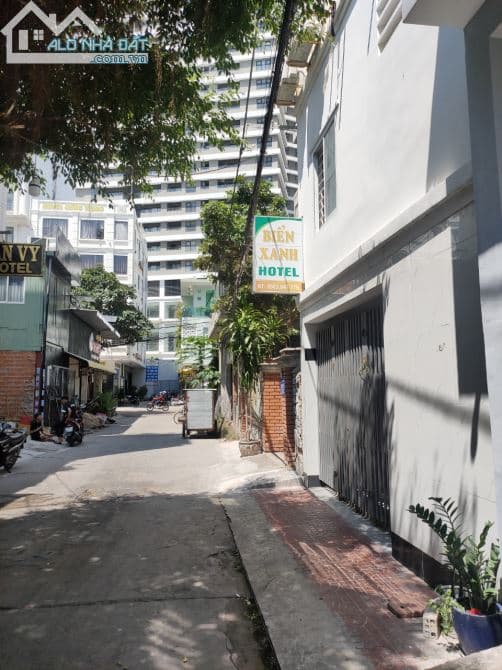 Bán khách sạn đường Võ Thị Yến, Quy Nhơn, Bình Định