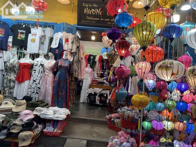 Bán nhà mặt tiền Lê Lợi, Hội An - Quảng Nam, DT 113m2, Giá 45 tỷ