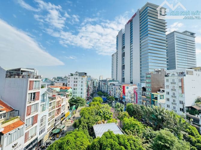 Bán Building Góc 2MT CMT8, Q10 - 12x15m, H7 Tầng, Giá Tốt