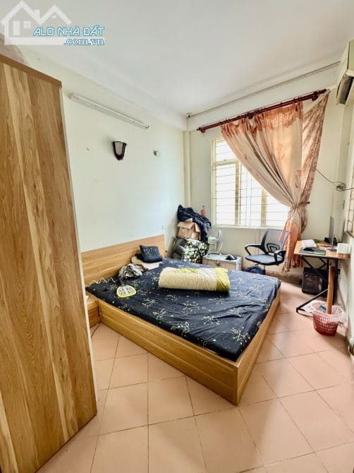 Bán nhà ngõ Hồ Tùng Mậu - 35m2 - Lô góc 2 mặt tiền