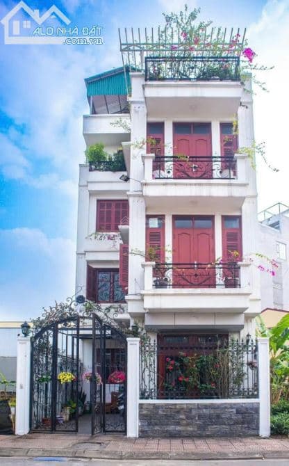 Bán nhà mặt tiền 7m, khu đấu giá, Long Biên, HN - Giá 21.x tỷ