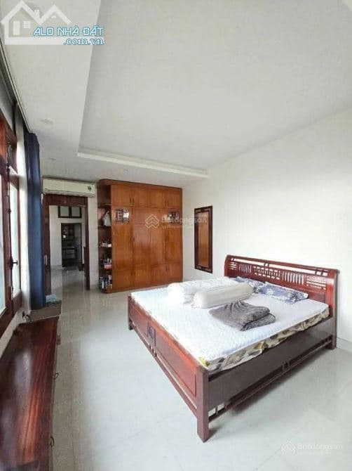 Bán nhà mặt tiền 7m, khu đấu giá, Long Biên, HN - Giá 21.x tỷ