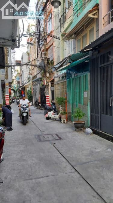 Cho thuê nguyên lầu 1 - 30m2, đầy đủ tiện nghi