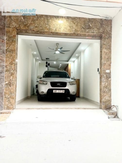 Nhà 5 tầng 42m2, đầy đủ nội thất tại P. Cổ Nhuế 2, Bắc Từ Liêm, HN