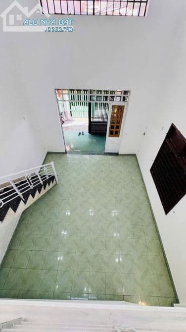 Bán nhà mê lửng 2 mặt thoáng – Giá tốt, khu dân cư an ninh”