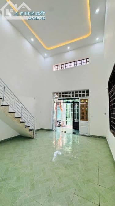 Bán nhà mê lửng 2 mặt thoáng – Giá tốt, khu dân cư an ninh”