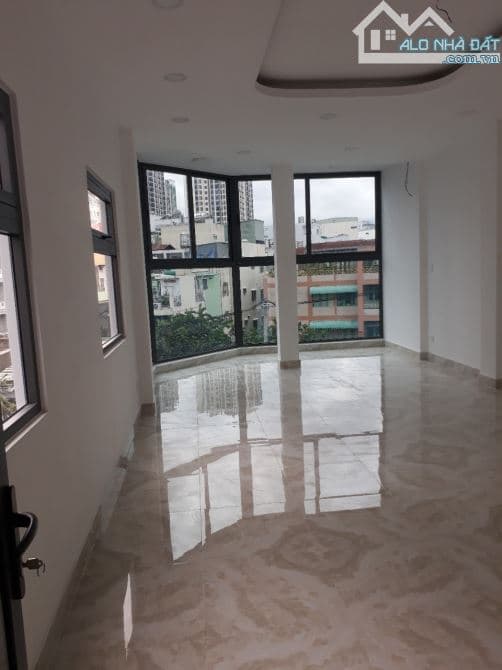 Cho thuê nhà 6x15m mặt đường Hậu Giang, Phường 12, Quận 6