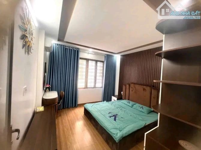 Nhà Ngô Gia Tự, Văn Cao, 50m2, 4 Tầng, 4 Phòng Ngủ