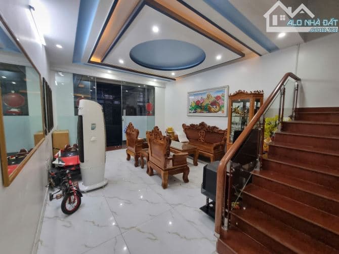 Nhà 3 tầng 64m2 tại Văn Cao - Ngô Gia Tự, Hải Phòng