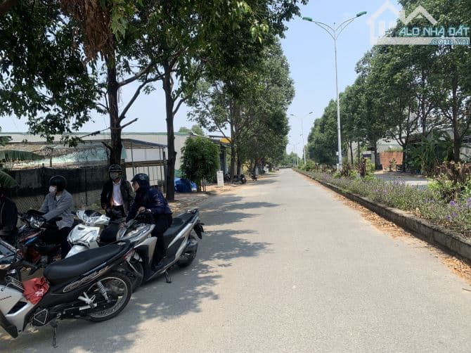 Đất 126m2 (6x21m) Vĩnh Phú 1 - Đường 14m - Giá 6 tỷ 950