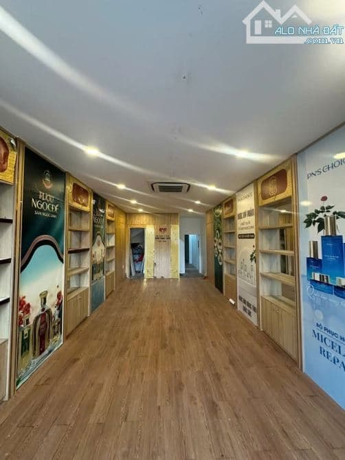 Cho thuê MT kinh doanh 170 Trần Hưng Đạo, P. Nguyễn Cư Trinh, Quận 1