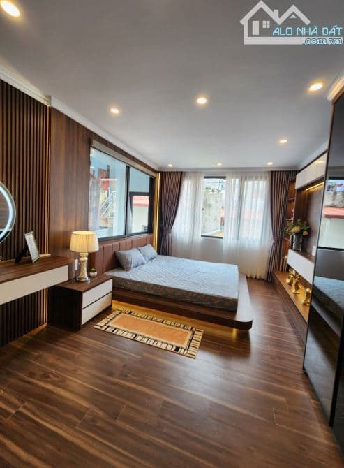 Căn hộ dịch vụ 7 tầng, Nguyễn Trãi, Thanh Xuân - Giá 13.5 tỷ