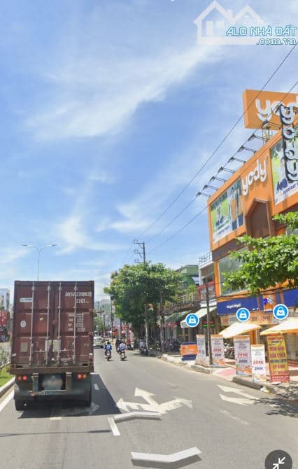 Nhà 3 tầng 3 mặt tiền Tôn Đức Thắng, Liên Chiểu