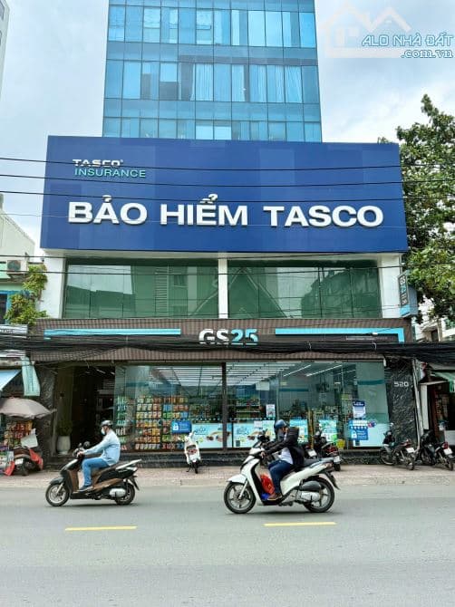 Bán nhà mặt tiền CMT8, Q3 - 15x26m, 10 tầng, thu nhập 350tr