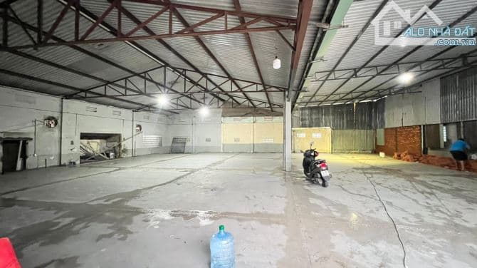 Cho thuê kho xưởng 500m2 gần đường Hiệp Bình, Thủ Đức