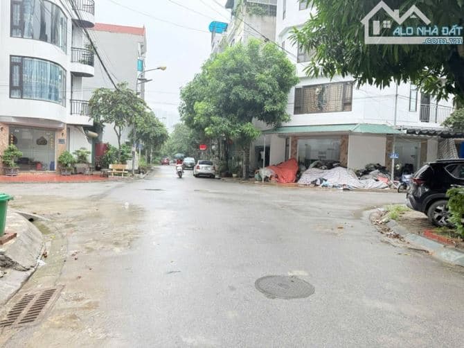 TU HOÀNG-NHÀ MỚI - Ở NGAY - Ô TÔ TRÁNH - VỈA HÈ - KINH DOANH