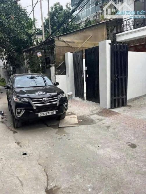 Cho thuê nhà phố Thạch Bàn, Long Biên, 10 triệu/tháng, 60m2