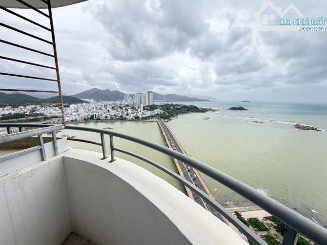 Hàng Hiếm Limited Giá Đầu Tư: căn Góc Vip view Biển + view Sông đa dạng. LVCC