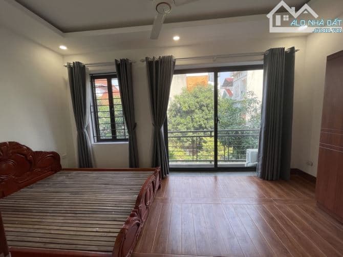 📍NHÀ HÀNG XÓM QUẬN UỶ TÂY HỒ - PHÂN LÔ - Ô TÔ - 37M - 11 Tỷ