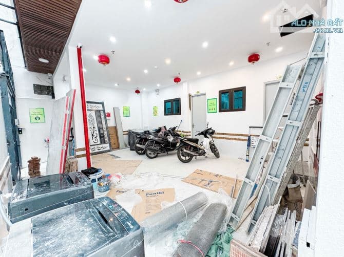 Bán CHDV Thanh Xuân 88m2, 6 tầng, 18 phòng, giá 17.x tỉ