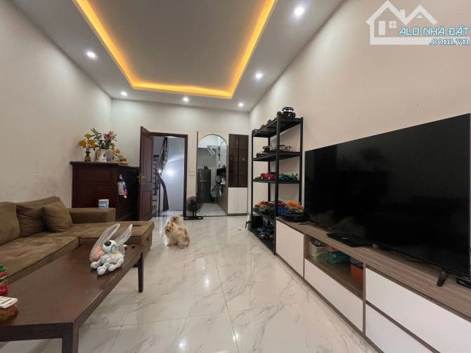 Bán nhà 40m2 Ngõ Quỳnh, Hai Bà Trưng - 4 tầng - 10.9 tỷ