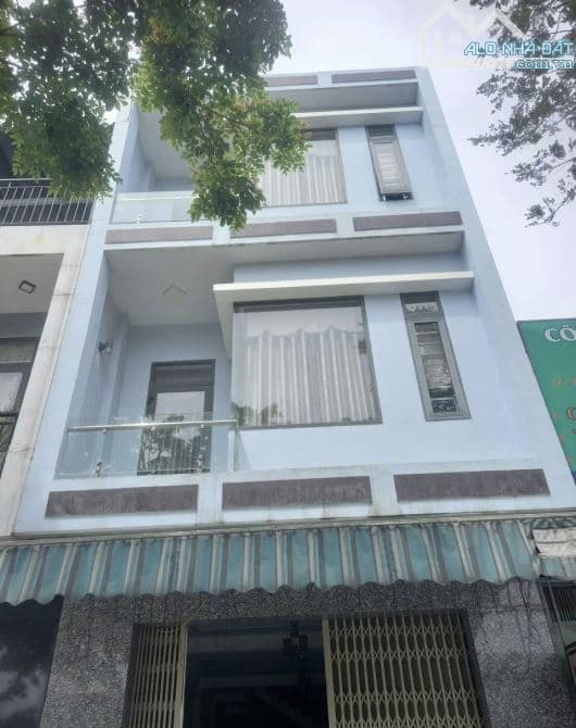 Bán nhà 3 tầng Hoàng Thị Loan, diện tích 100m2, ngang 5m