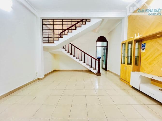 Nhà 3 tầng mặt tiền đường Tống Phước Phổ, Hòa Cường Bắc, Hải Châu