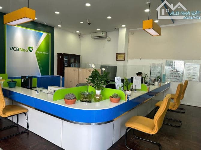 Cho thuê nhà mặt tiền đường 30/4 gần Vincom Xuân Khánh