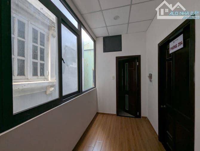 Cho thuê nhà 5 tầng hẻm xe hơi Nguyễn Gia Trí - Giá 21 tỷ