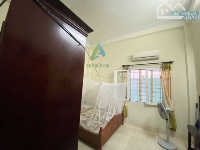 CHO THUÊ NHÀ NGUYÊN CĂN MẶT TIỀN ĐƯỜNG TRƯNG NHỊ - 90 M² - 4 PN - GIÁ 15 TRIỆU