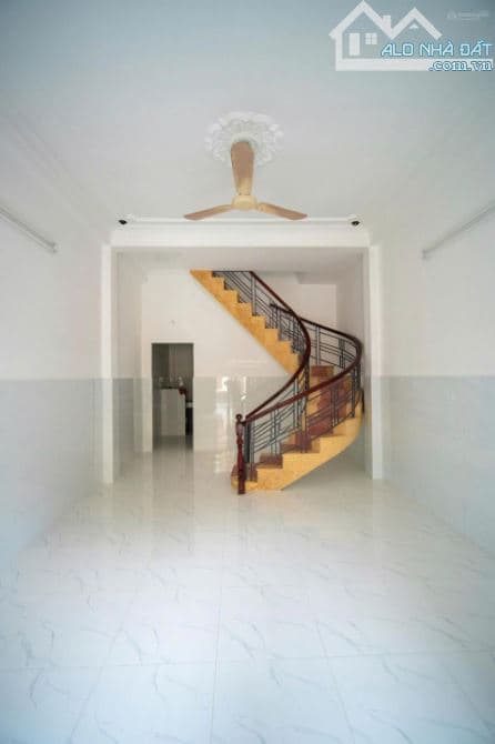 Nhà mặt tiền đường Lê Quý Đôn, Phú Nhuận, TP.HCM