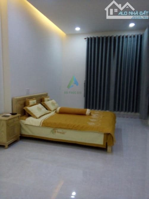 Cho thuê nhà 90m2 5PN tại Đường Lê Văn Tâm - Đà Nẵng