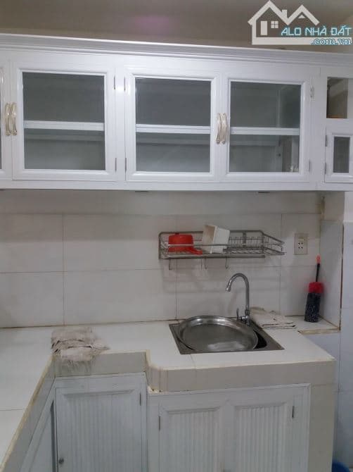 Cho thuê nhà nguyên căn đường Đồng Xoài phường 13 Tân Bình 3PN