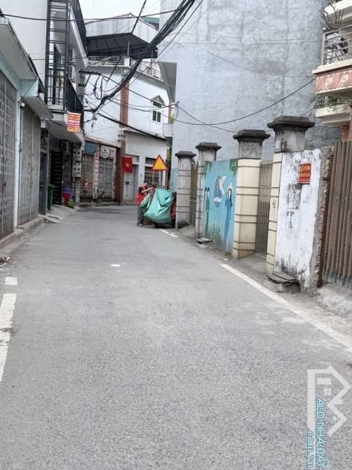 Đất đầu tư Sổ đỏ vuông nở hậu, ô tô lùi tận cửa