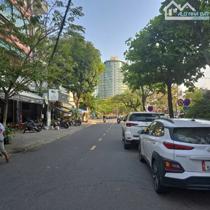 Bán nhà mặt tiền đường Phan Bội Châu, Đà Nẵng - 20 tỷ