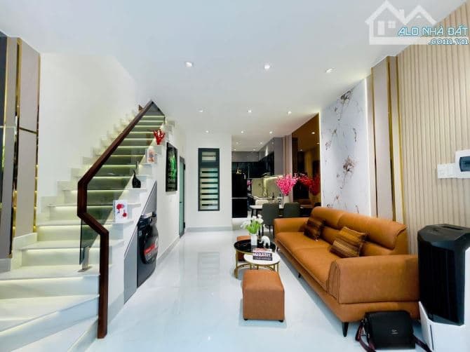 Bán Nhà Đường Lê Lợi, Gò Vấp - 1 Trệt 1 Lầu - 2 Tỷ 390