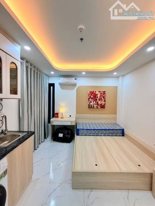 Nhà 7 Tầng, 15PKK, Nguyễn Ngọc Vũ - Gần Lê Văn Lương