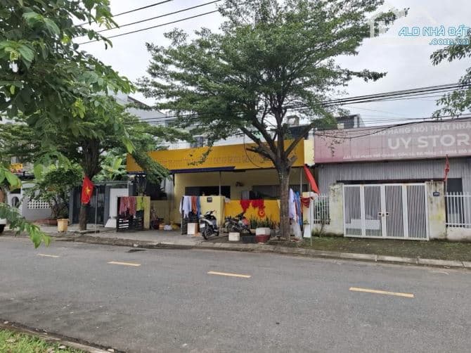 Bán lô đôi 225m2, ngang 10m, đường 7.5m, Phạm Viết Chánh