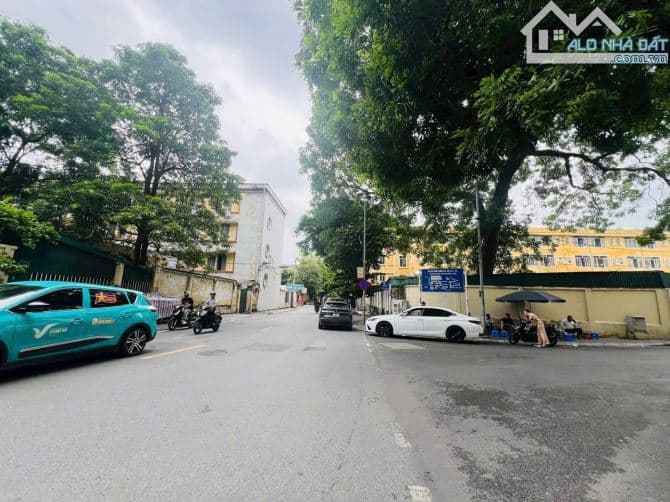 Bán nhà 35m2, 5 tầng, ngõ 22 Tạ Quang Bửu, Hai Bà Trưng