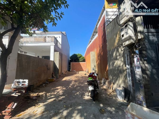 Đất thổ cư đường Y Moan, 2.98 tỷ