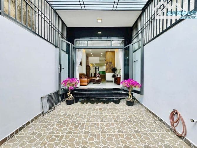 Bán nhà Nguyễn Hữu Trang, Phú Nhuận - 11 tỷ3 - 56m2 - SHR