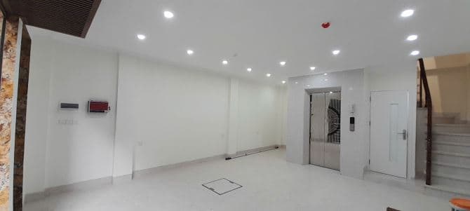 Cầu Giấy 50m2, Góc, 8 Tầng, Ô tô Vào, Thang Máy, Kinh Doanh, Giá 23.5 Tỷ