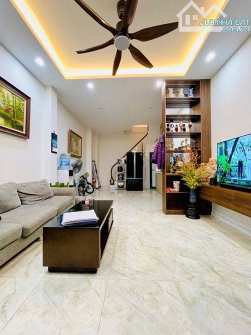Ba Đình – Kim Mã | 45m² – Ngõ Ô Tô – 7,95 Tỷ