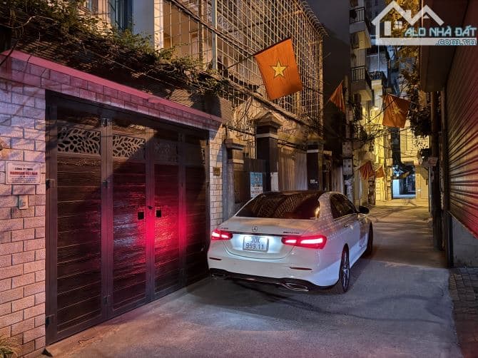 Bán nhà chính chủ Tân Mai, 73m2, thang máy, ô tô vào