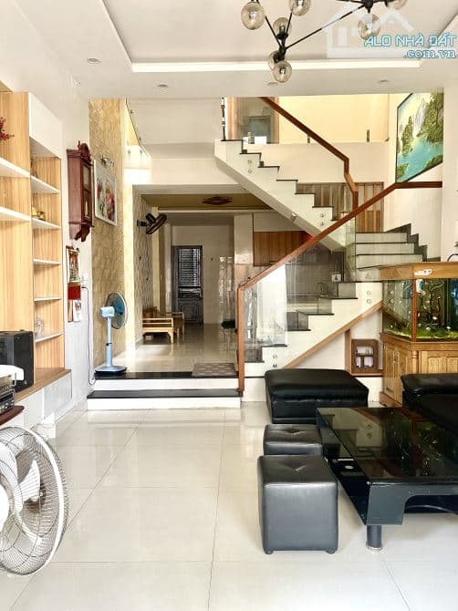 Bán nhà 3 tầng mặt tiền Xuân Hòa, Thanh Khê - DT 58,5m2 - 3 PN - 6,8 Tỷ