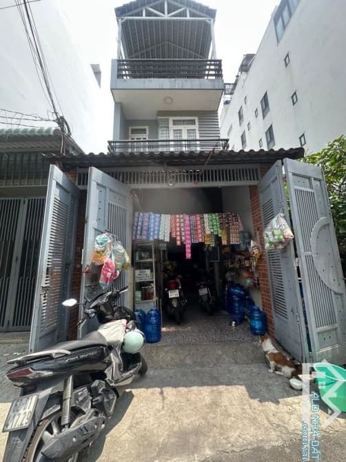 Nhà hẻm xe tải thông, 112m², 3 tầng, Nguyễn Ảnh Thủ, Q.12 – 7.6 tỷ