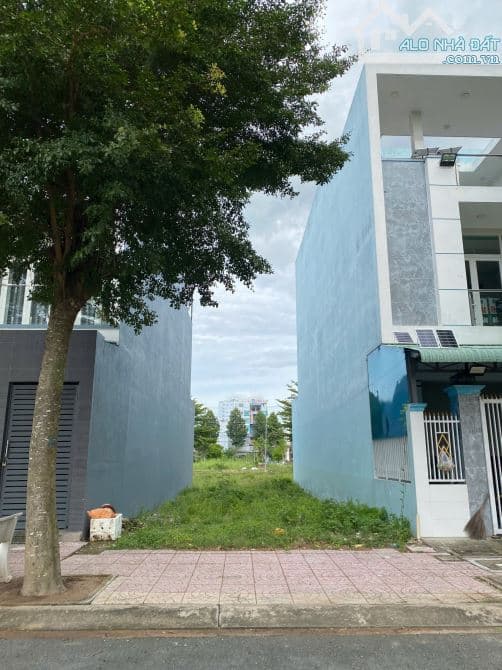 CHỦ KẸT VỐN CẦN BÁN LÔ ĐẤT 91m2-CHỈ 930TR-LIỀN KỀ NÚT GIAO LÊN CAO TỐC BIÊN HÒA-VŨNG TÀU